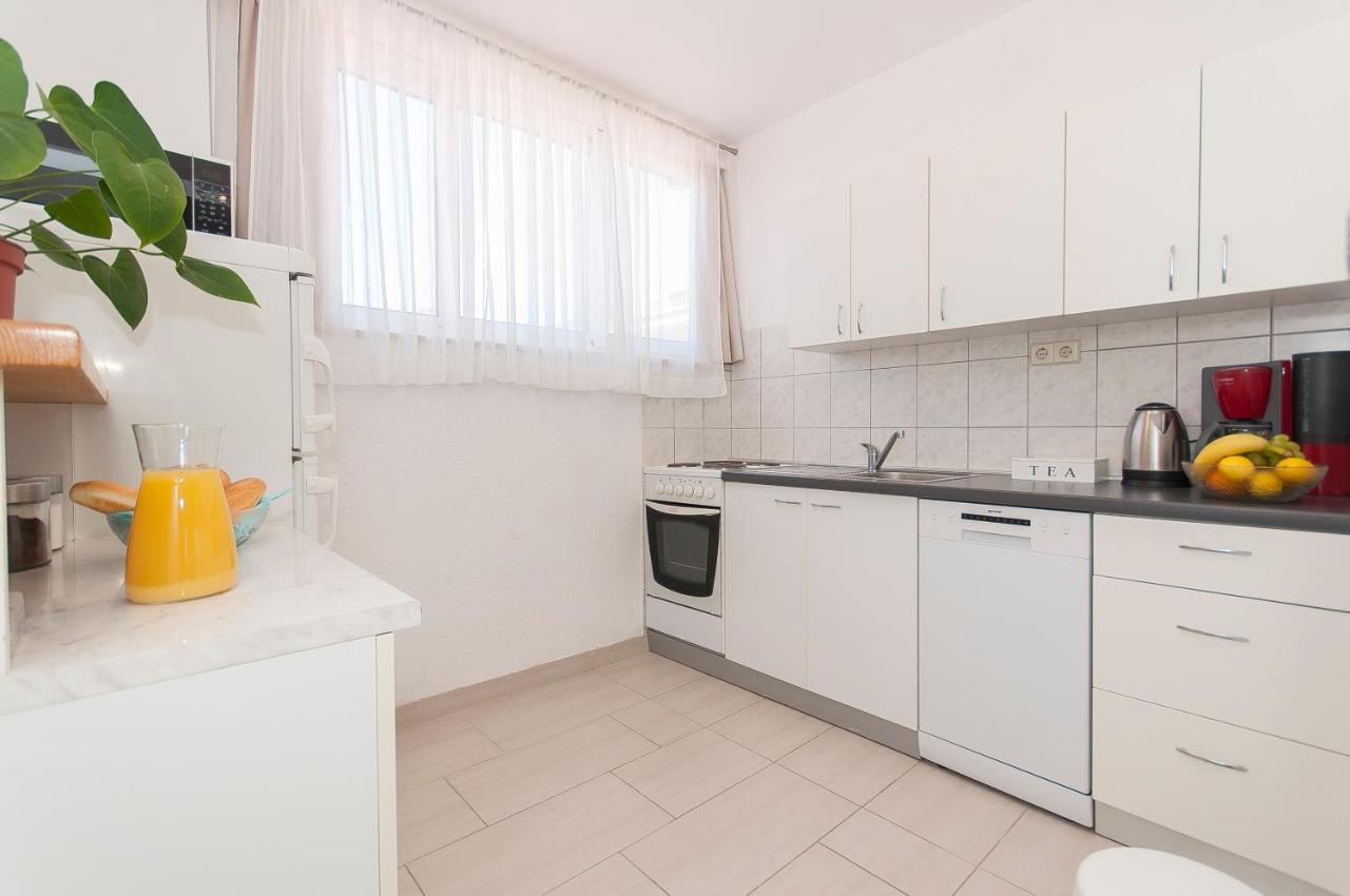 Apartment Luna 오미스 외부 사진