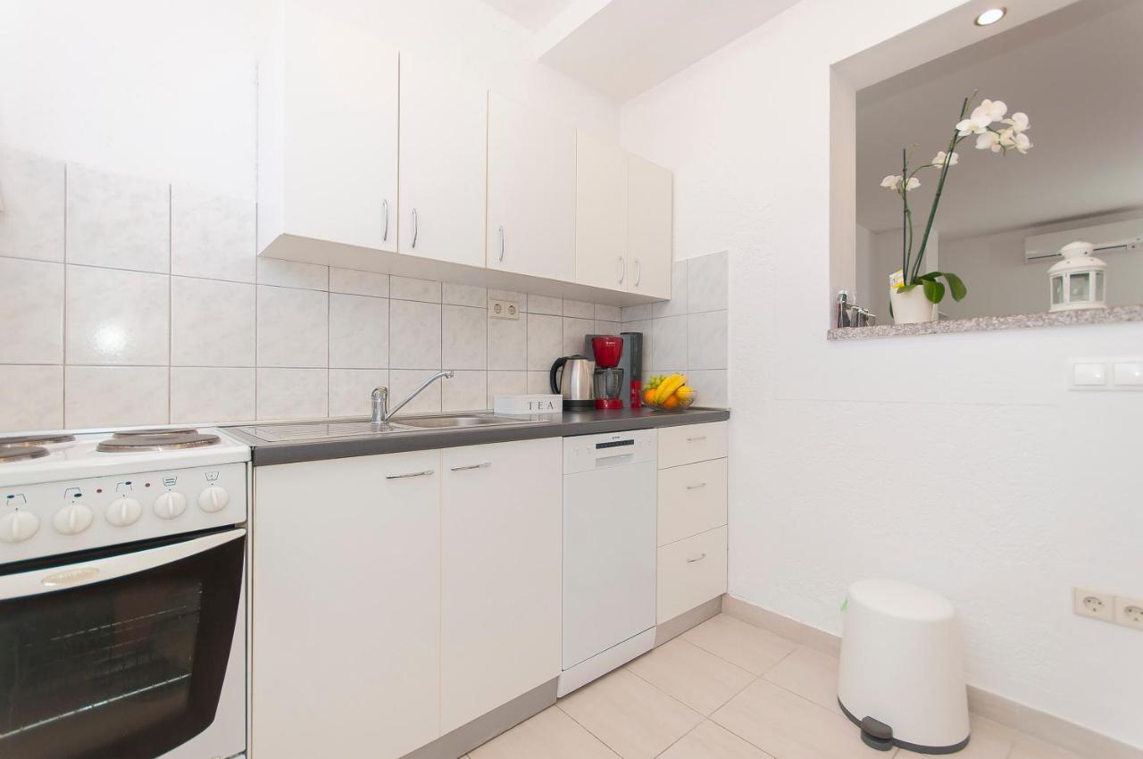 Apartment Luna 오미스 외부 사진